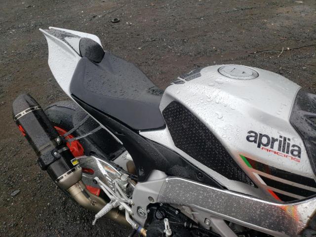 2018 APRILIA RSV4 ZD4KEU009JS001644