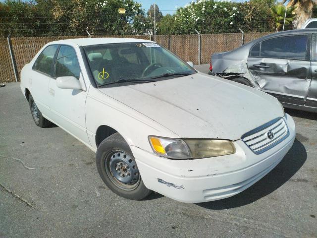 Salvage cars for sale from Copart San Martin, CA: 1998 Toyota Camry CE