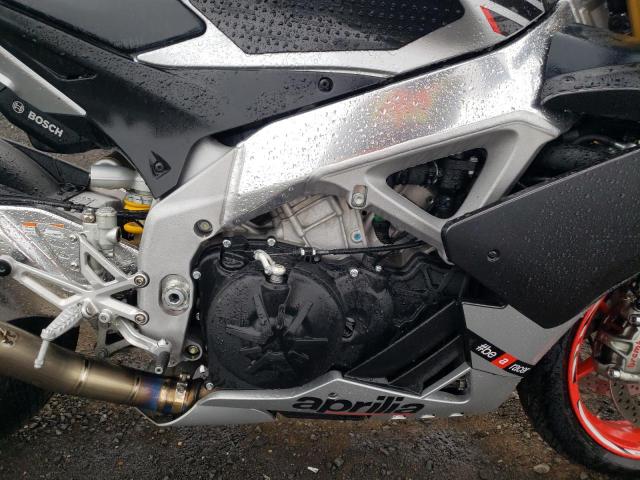 2018 APRILIA RSV4 ZD4KEU009JS001644