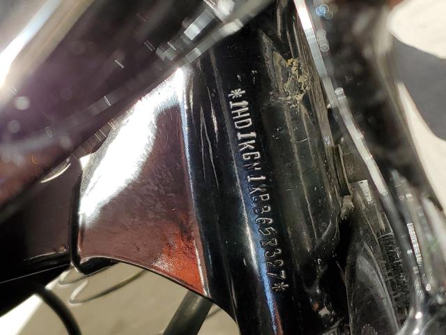 2011 HARLEY-DAVIDSON FLTRU 1HD1KGM1XBB658327