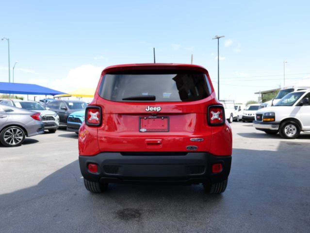 ZACNJABB4KPK03393 2019 Jeep Renegade Latitude