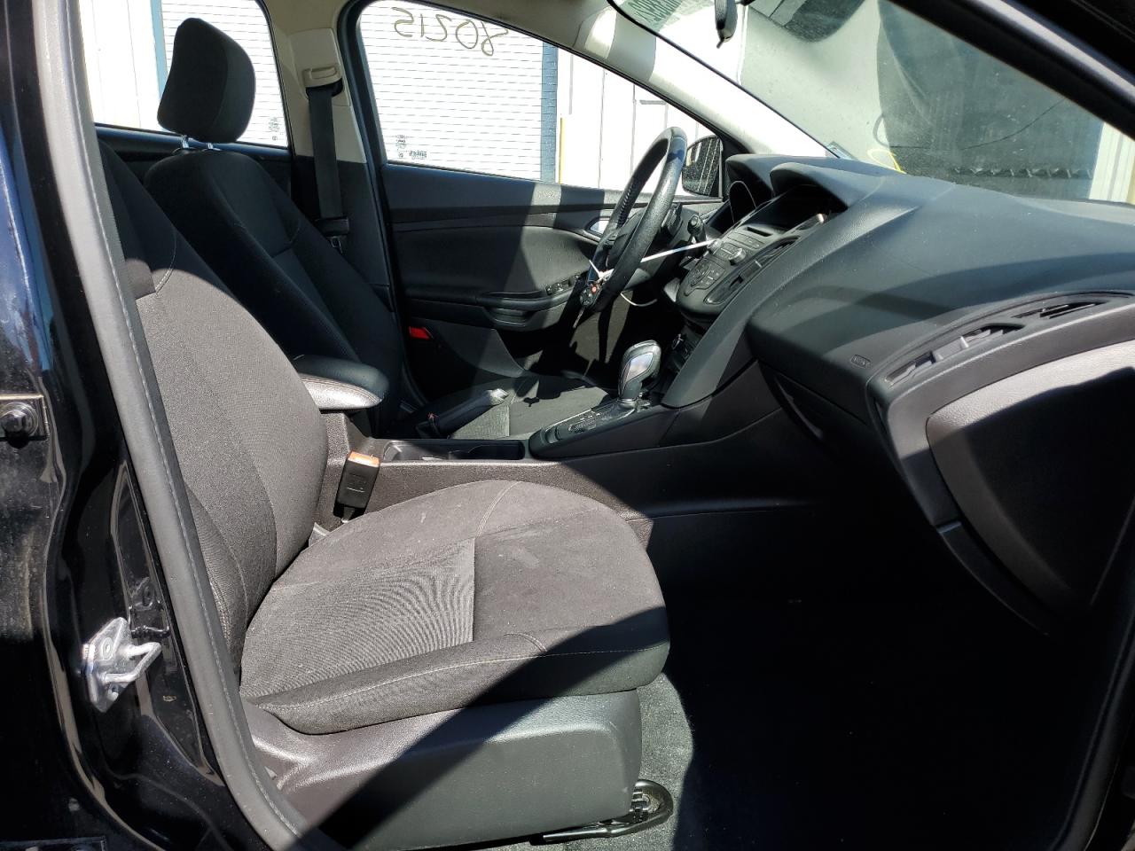 1FADP3K22GL275932 FORD FOCUS 2016