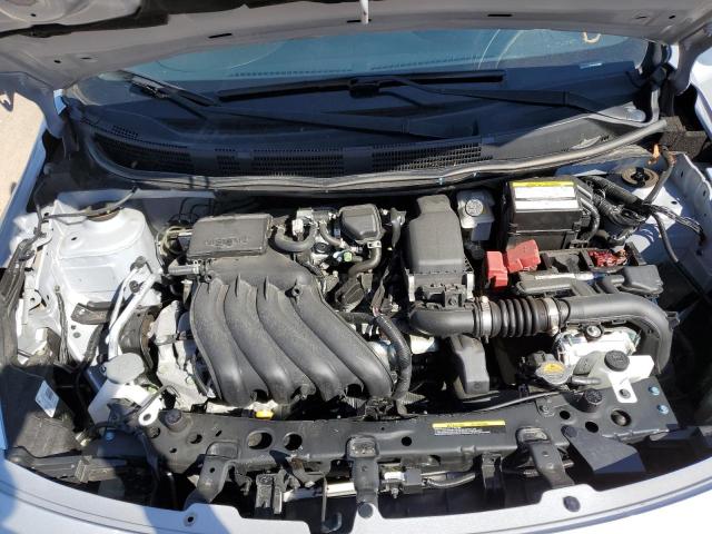  NISSAN VERSA 2019 Сріблястий