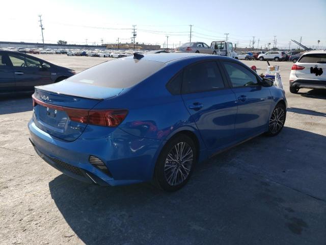 3KPF54AD7NE427629 KIA Forte Gt Line