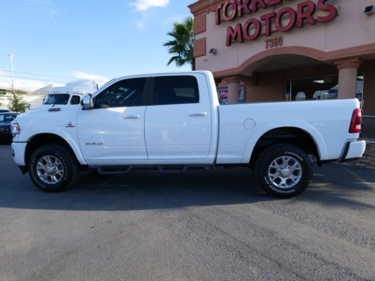 3C6UR5FL2MG675833 2021 Ram 2500 Laramie