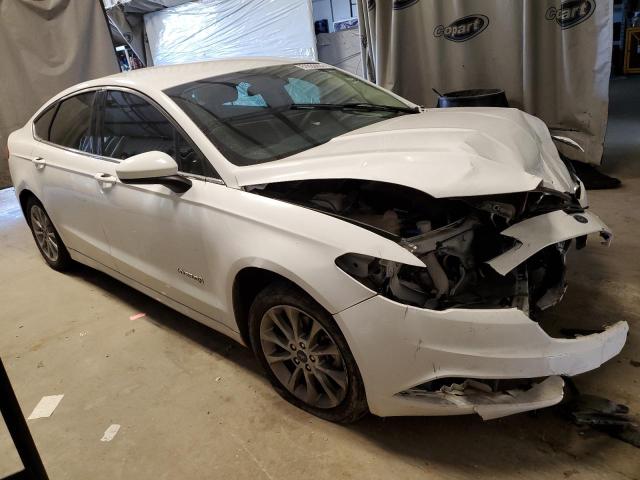 VIN: 3FA6P0LUXHR314079 Auction: COPART Lot: 61633632 Location: GA - TIFTON 3FA6P0LUXHR314079 FORD FUSION 2017 WHITE Photo 1