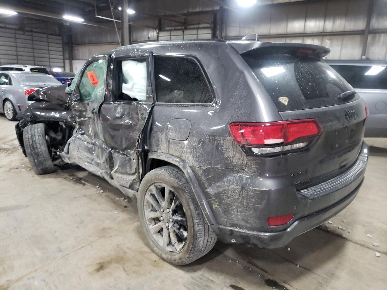 2021 Jeep Grand Cherokee - Image 3