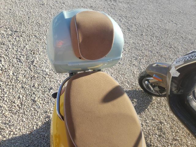 2021 PIAGGIO SCOOTER ZAPM818G2M5904022