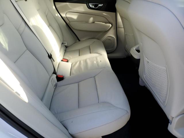 2022 VOLVO XC60 B5 MO YV4L12DK0N1002721