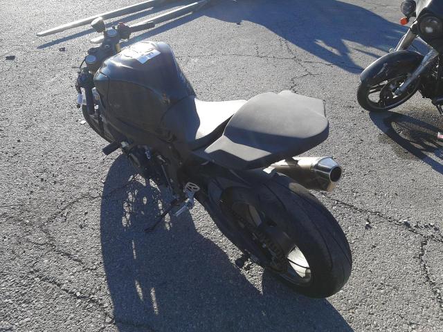 2011 SUZUKI GSX750 - JS1GR7MA7B2104521