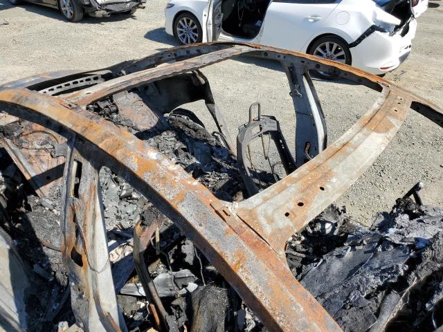 5YJ3E1EA7LF644011 Tesla MODEL 3