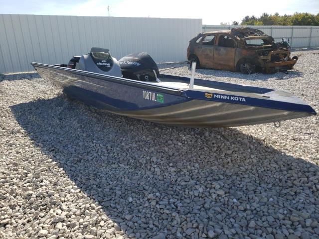 Salvage cars for sale from Copart Franklin, WI: 2017 Crestliner Boat