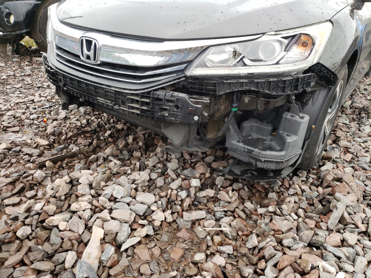 1HGCR2F39GA085488 2016 Honda Accord Lx