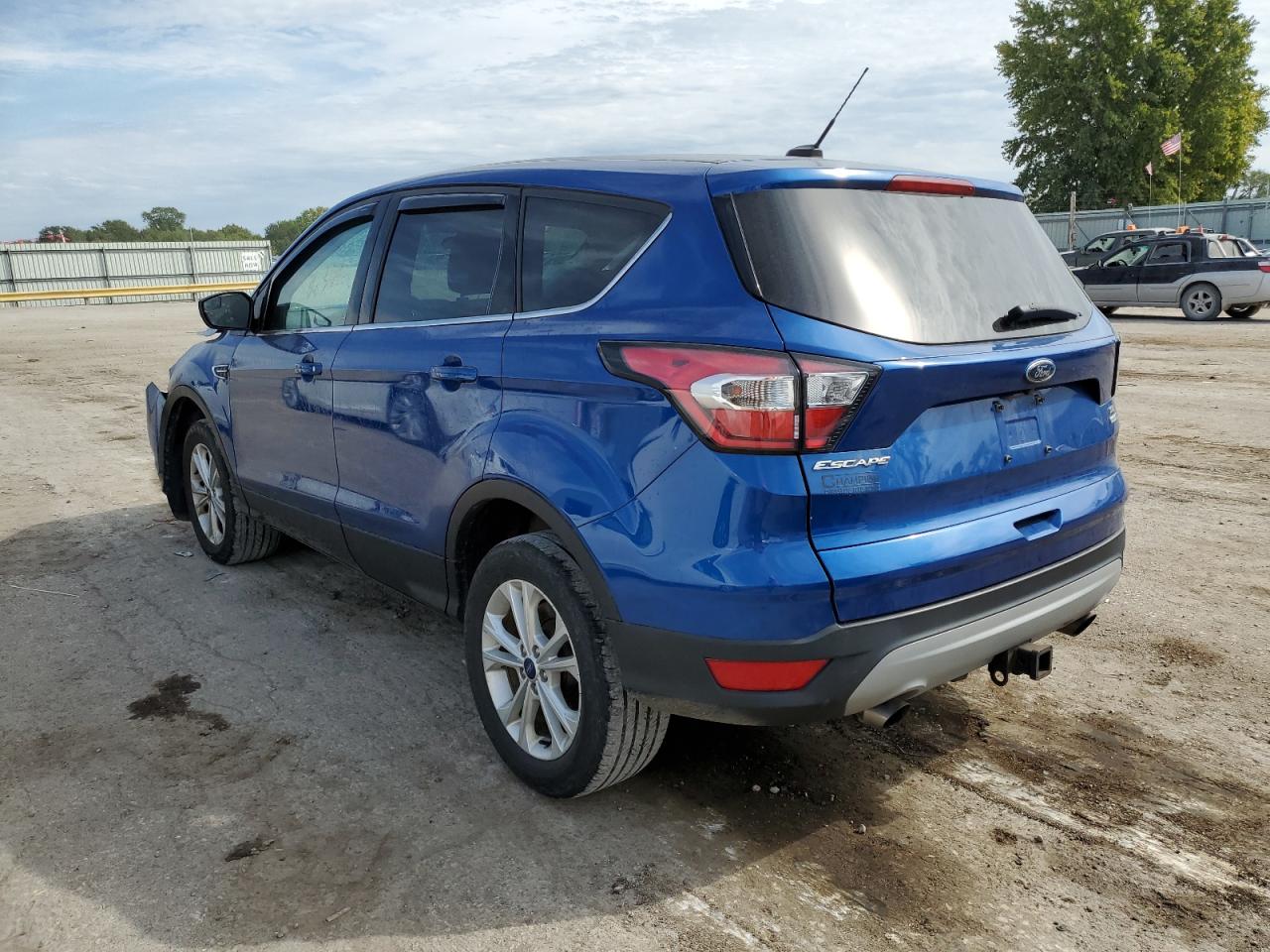 1FMCU9G91HUE93231 FORD ESCAPE 2017