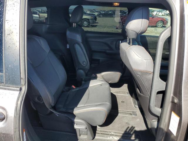 2021 TOYOTA SIENNA XSE 5TDDRKEC7MS038477