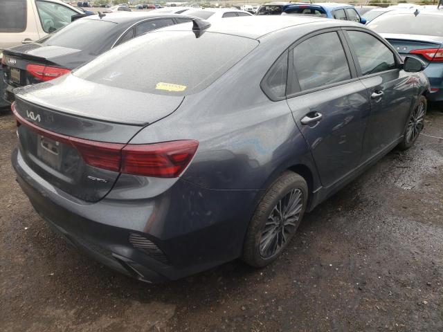3KPF54AD0NE439802 KIA Forte Gt Line