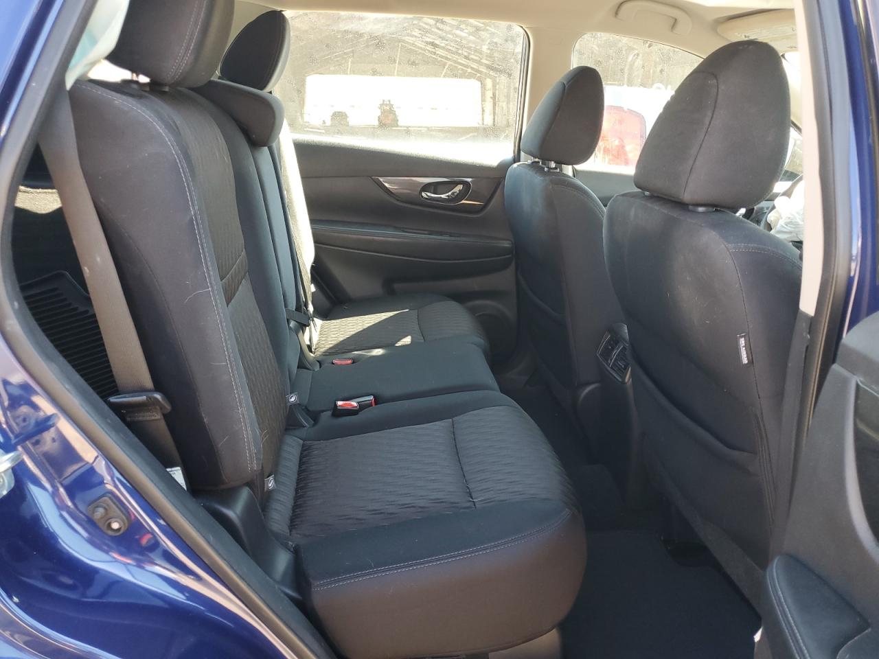 5N1AT2MTXHC868542 NISSAN ROGUE 2017