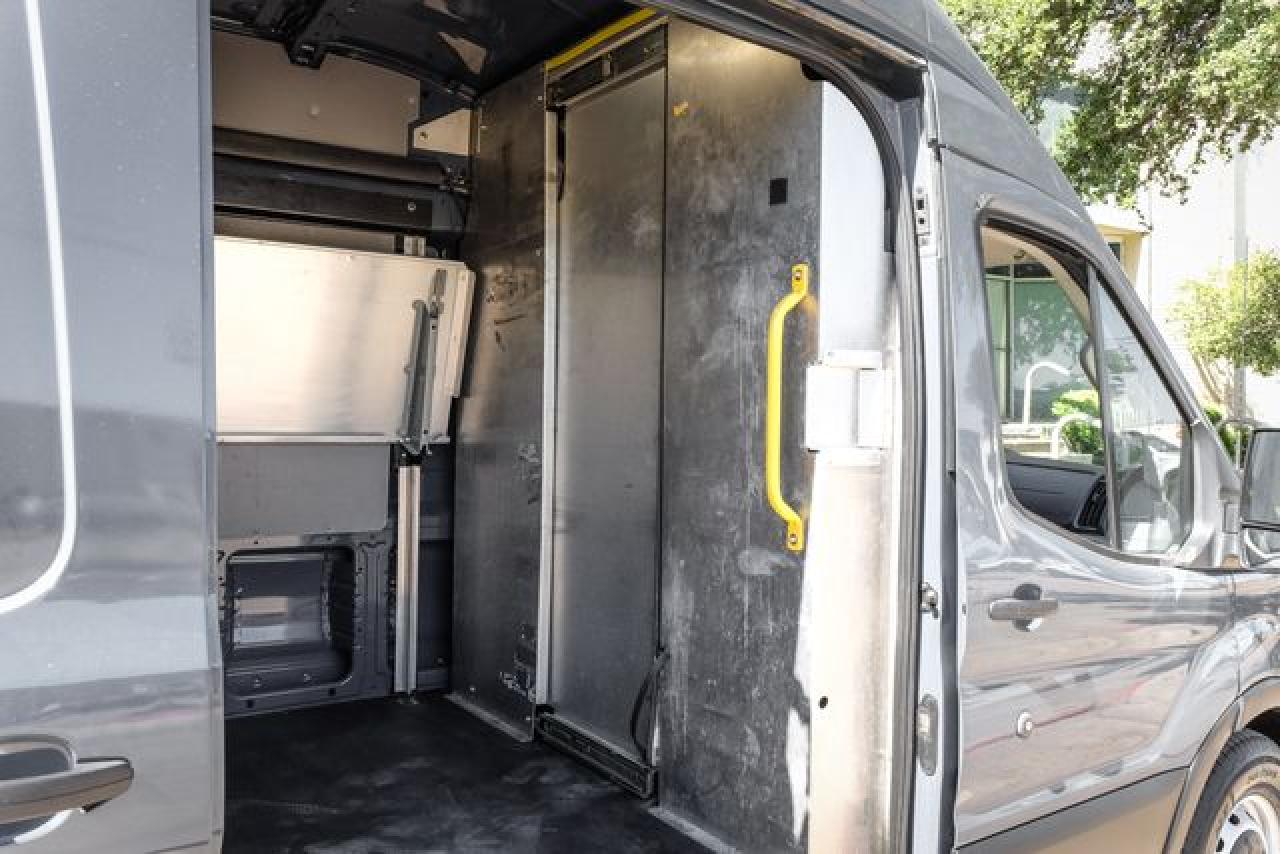 2019 Ford Transit T-250 VIN: 1FTYR3XM8KKA97619 Lot: 62614952