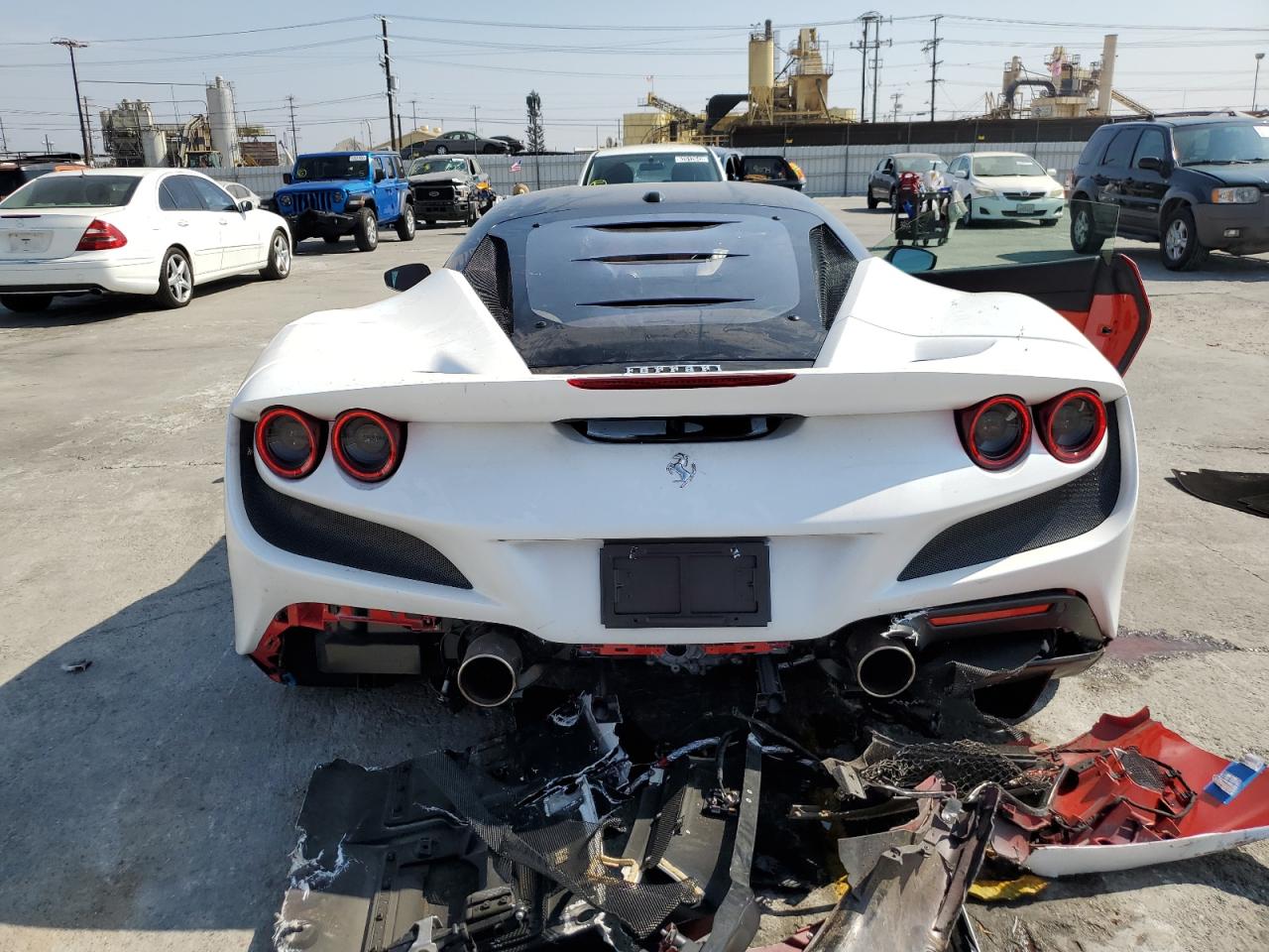 Ferrari f8 tributo White