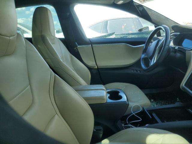2015 TESLA MODEL S P8 5YJSA1H47FF086923
