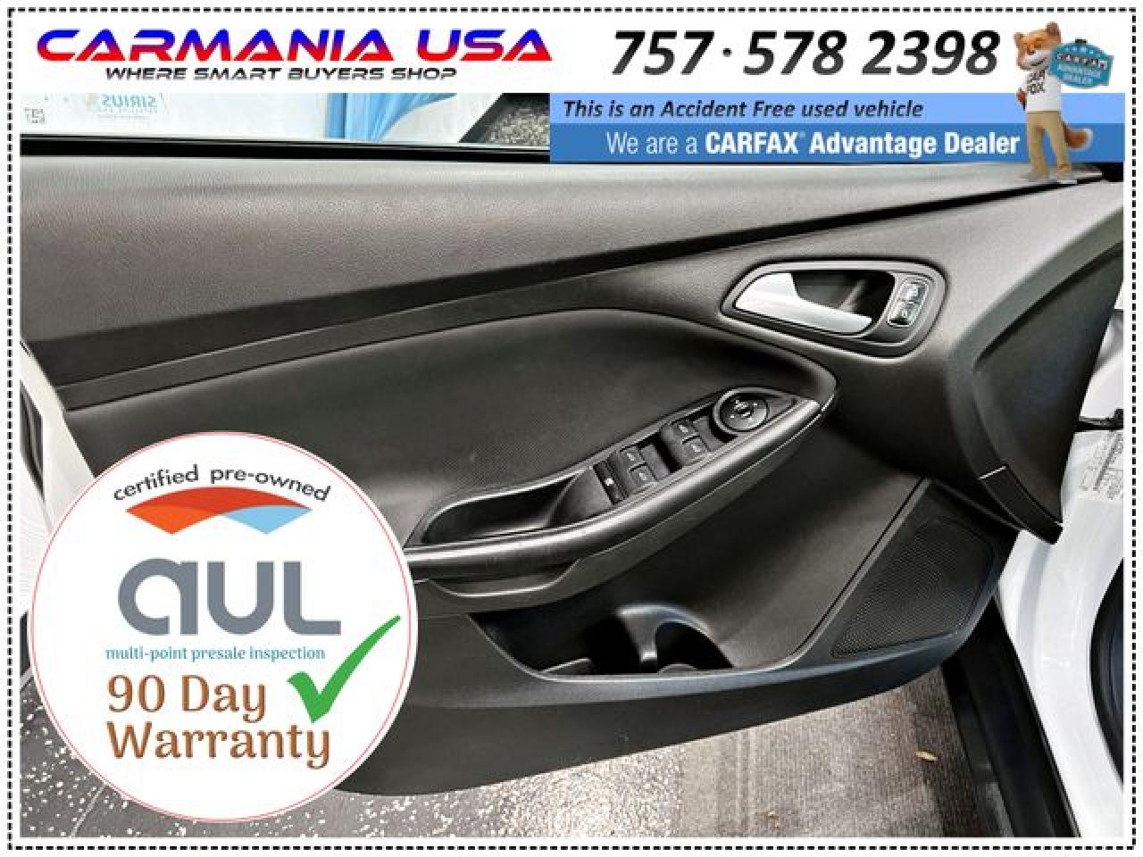 2016 Ford Focus Se VIN: 1FADP3K29GL290363 Lot: 62705852