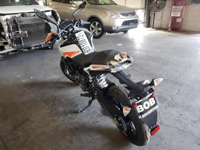 2022 KTM 390 DUKE MD2JPJ402NC252767