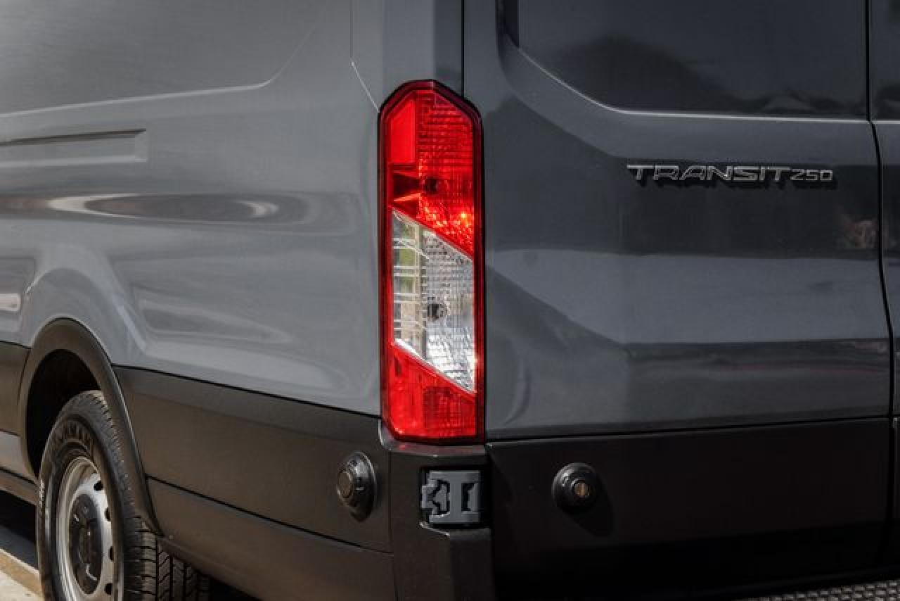 2019 Ford Transit T-250 VIN: 1FTYR3XM8KKA97619 Lot: 62614952