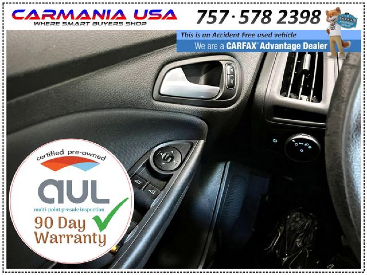 2016 Ford Focus Se VIN: 1FADP3K29GL290363 Lot: 62705852