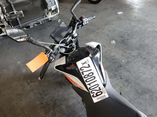 2022 KTM 390 DUKE MD2JPJ402NC252767