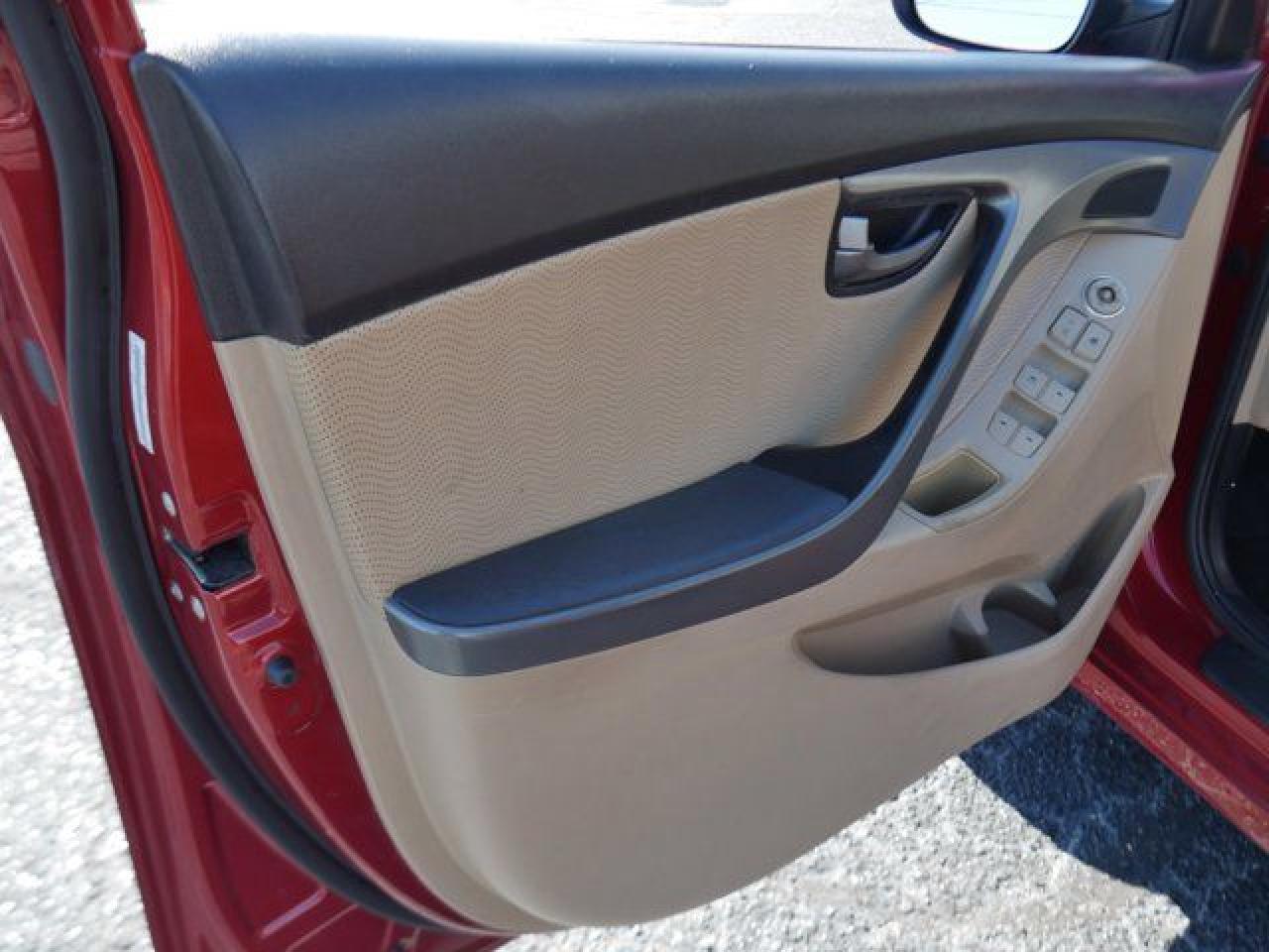 2012 Hyundai Elantra Gls VIN: KMHDH4AE9CU470323 Lot: 62706622