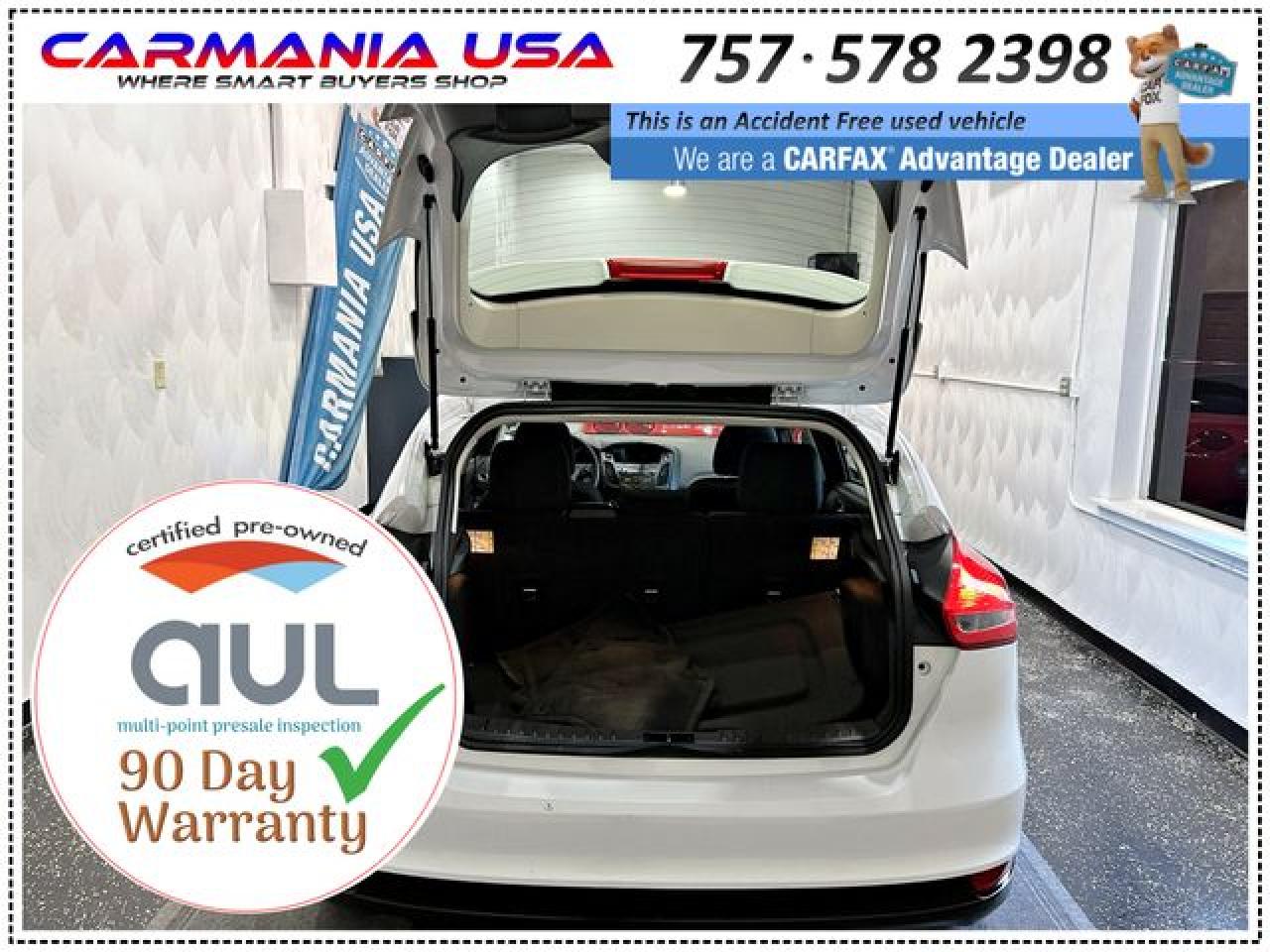 2016 Ford Focus Se VIN: 1FADP3K29GL290363 Lot: 62705852