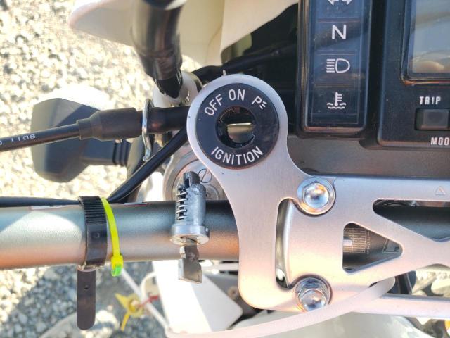 2022 SUZUKI DR-Z400 SM - JS1SK44A1N7100761