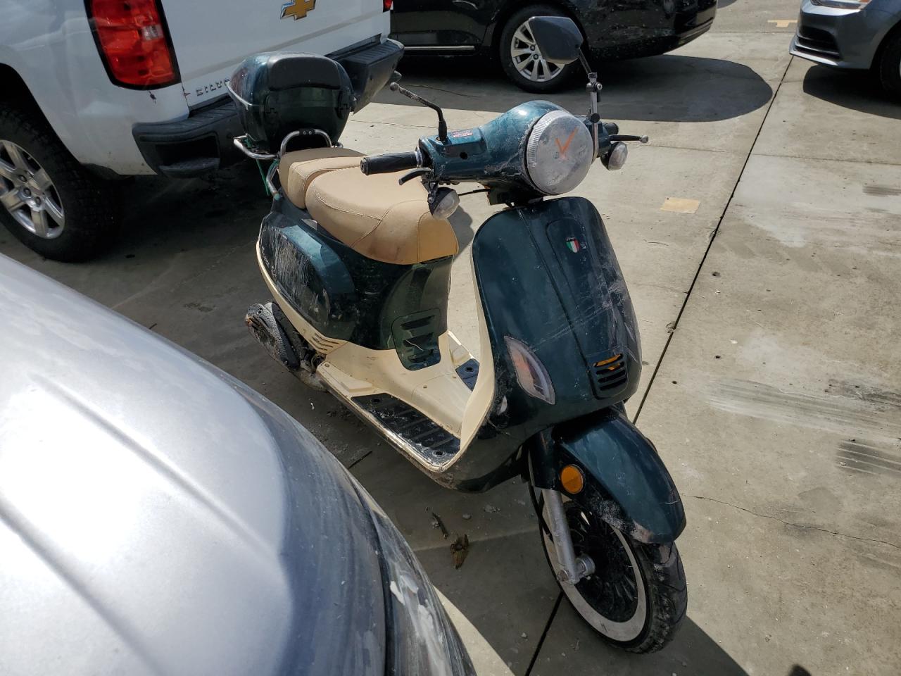 LL0TCKP55LG000045 OTHR SCOOTER 2020