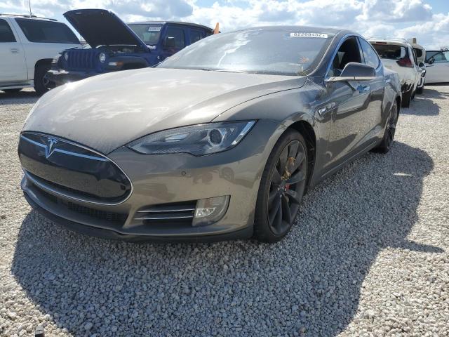 2015 TESLA MODEL S P8 5YJSA1H47FF086923