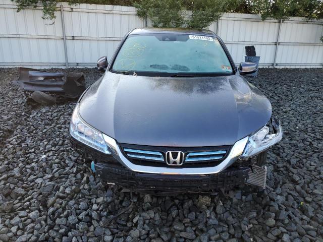 VIN: 1HGCR6F76FA008876 Auction: COPART Lot: 61511102 Location: NJ - TRENTON 1HGCR6F76FA008876 HONDA ACCORD 2015 GRAY Photo 9