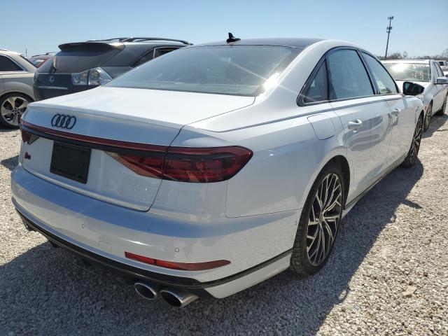 2021 AUDI S8 WAU8SBF86MN011158
