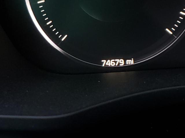 2018 VOLVO XC60 T5 LYV102RK9JB082142