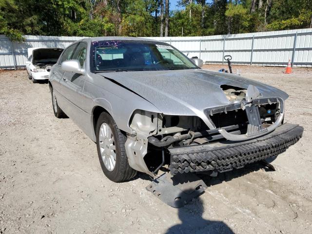 Salvage cars for sale from Copart Knightdale, NC: 2003 Lincoln Town Car E