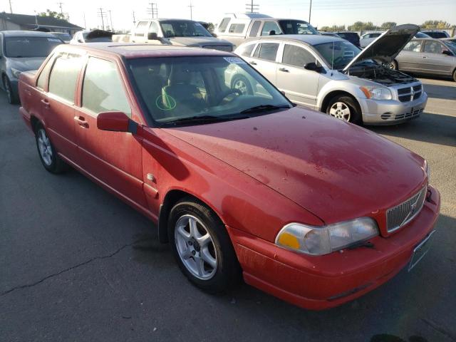 1999 Volvo S70 