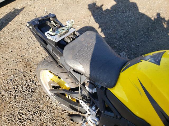 2004 SUZUKI GSX-R750 K JS1GR7JA842102431