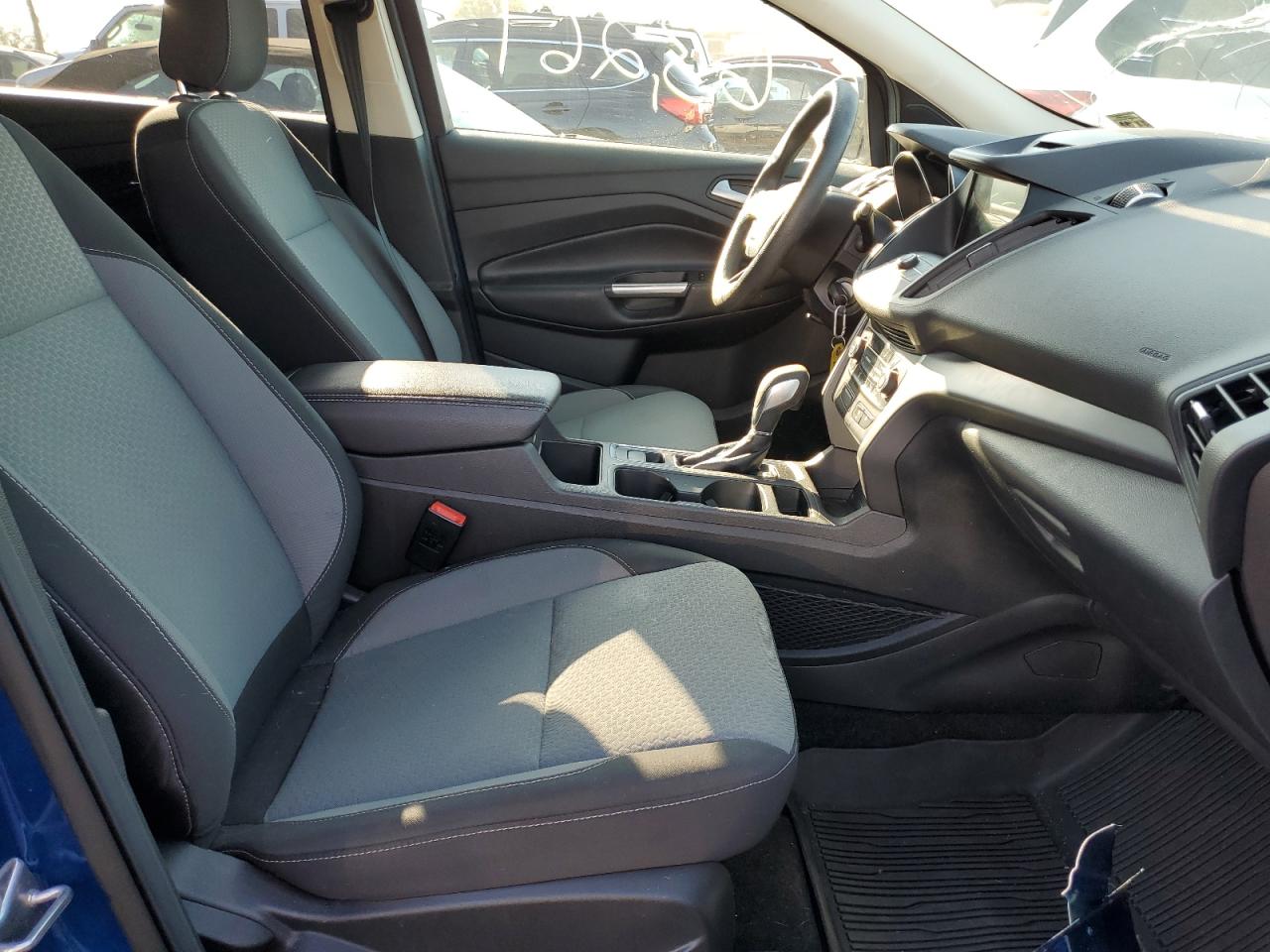 1FMCU9GD2JUD11997 FORD ESCAPE 2018