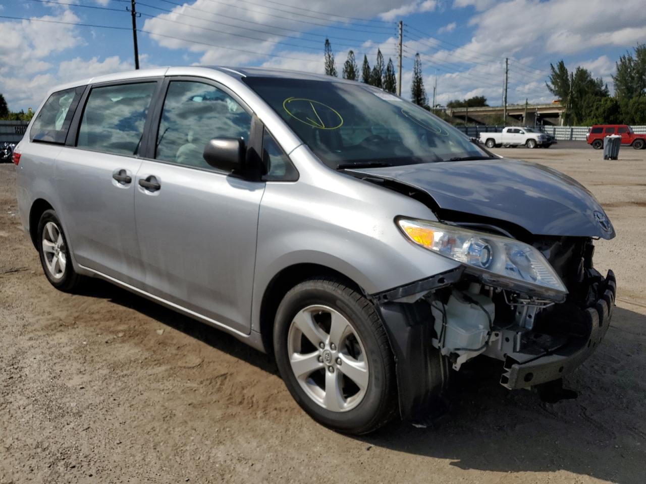 Toyota Sienna 2017