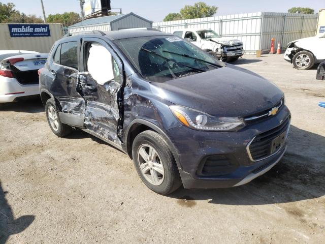 Salvage cars for sale from Copart Wichita, KS: 2018 Chevrolet Trax 1LT