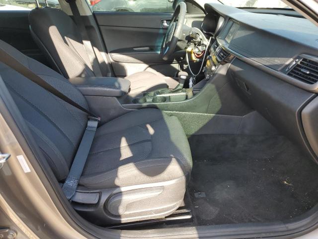 VIN: 5XXGT4L35JG272613 Auction: COPART Lot: 62647702 Location: MO - ST. LOUIS 5XXGT4L35JG272613 KIA OPTIMA 2018 GRAY Photo 5