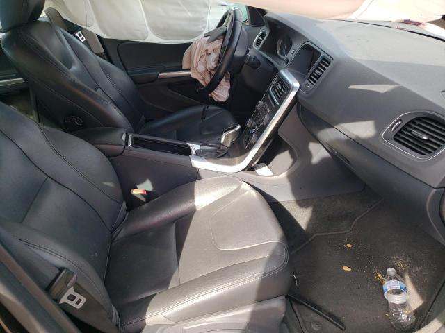 YV126MFB9F2318049 Volvo S60 Premier