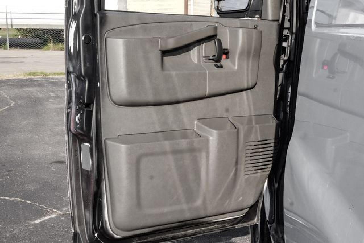 2021 Chevrolet Express G2500 VIN: 1GCWGAF77M1239142 Lot: 62961722