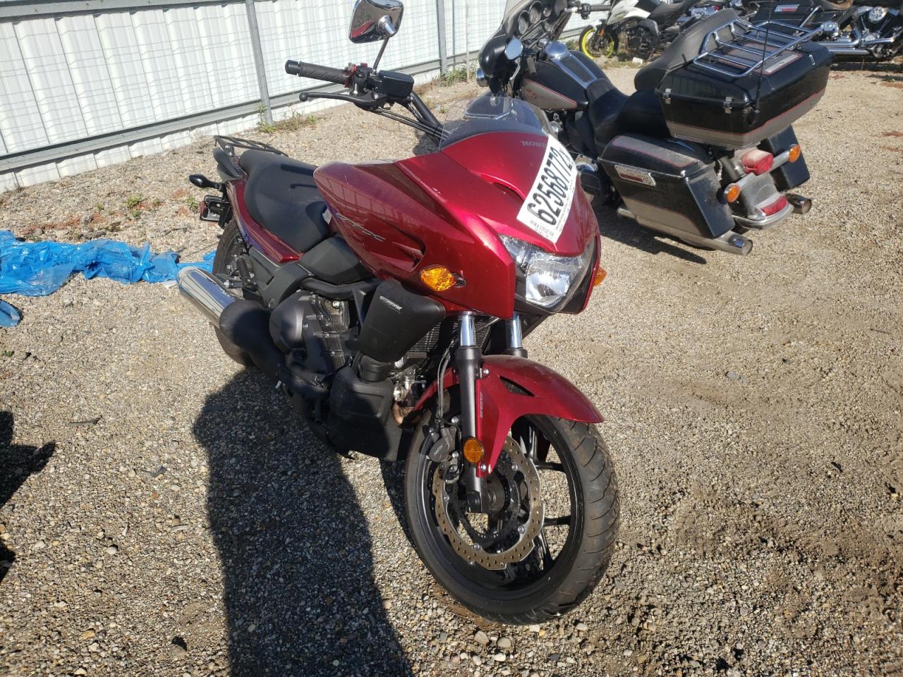 JH2RC6940JK400340 HONDA CTX700 D 2018