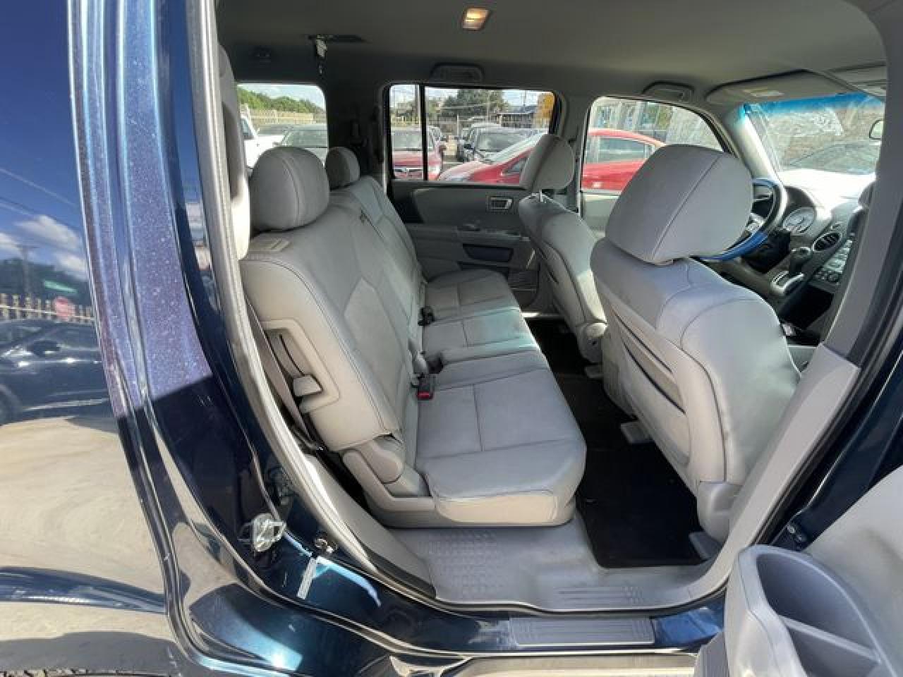 2009 Honda Pilot Lx VIN: 5FNYF38279B018812 Lot: 62969622