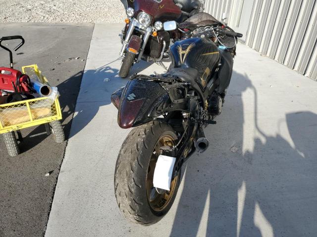 2015 SUZUKI GSX1300 RA JS1GX72B2F2100030