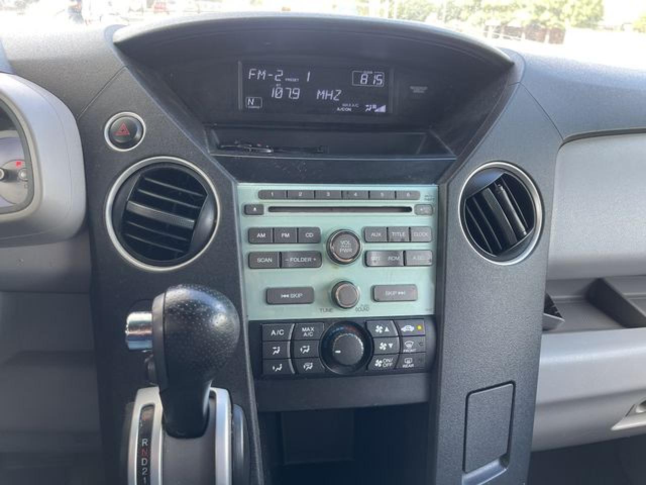 2009 Honda Pilot Lx VIN: 5FNYF38279B018812 Lot: 62969622